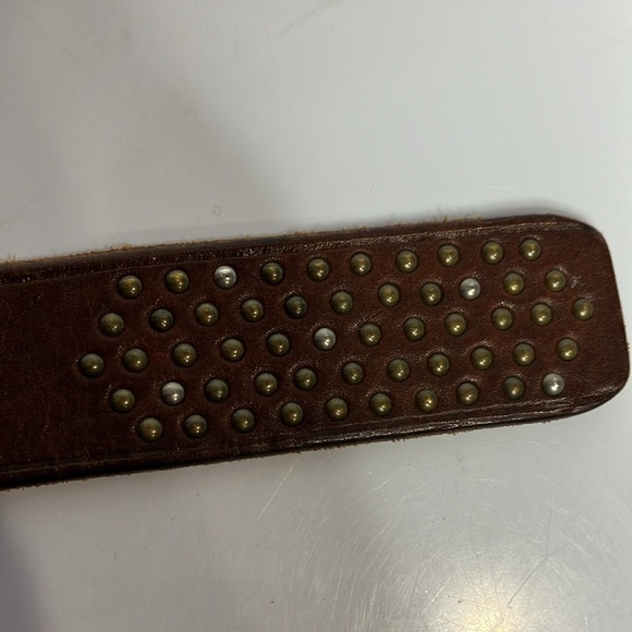 Fossil studded genuine leather belt size medium - Picture 6 of 6